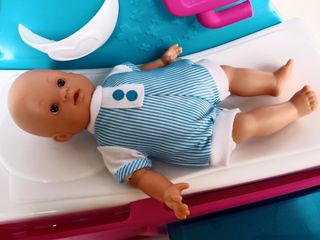 Hospital de Nenuco,con muñeco de Arias