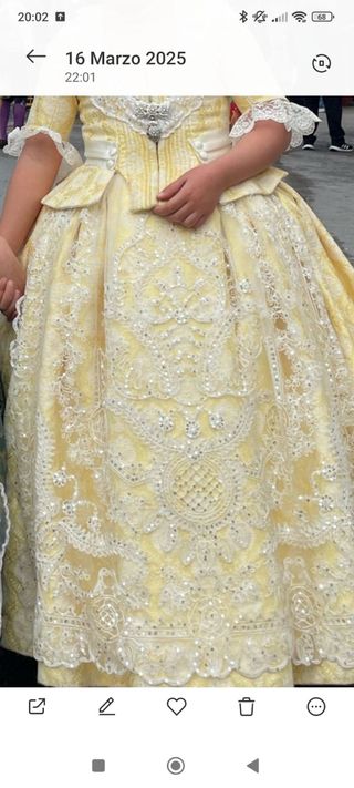 Traje de fallera niña color amarillo