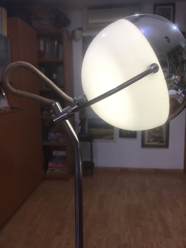 Fantastica lampada da terra NOW COOLER