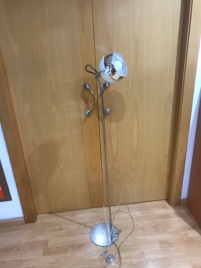 Fantastica lampada da terra NOW COOLER