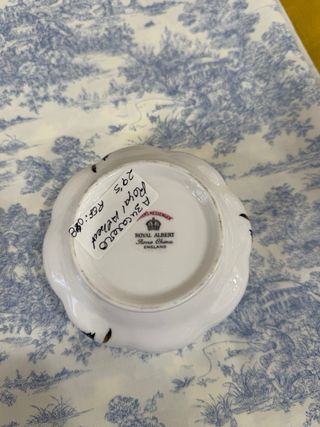 Azucarero Royal Albert