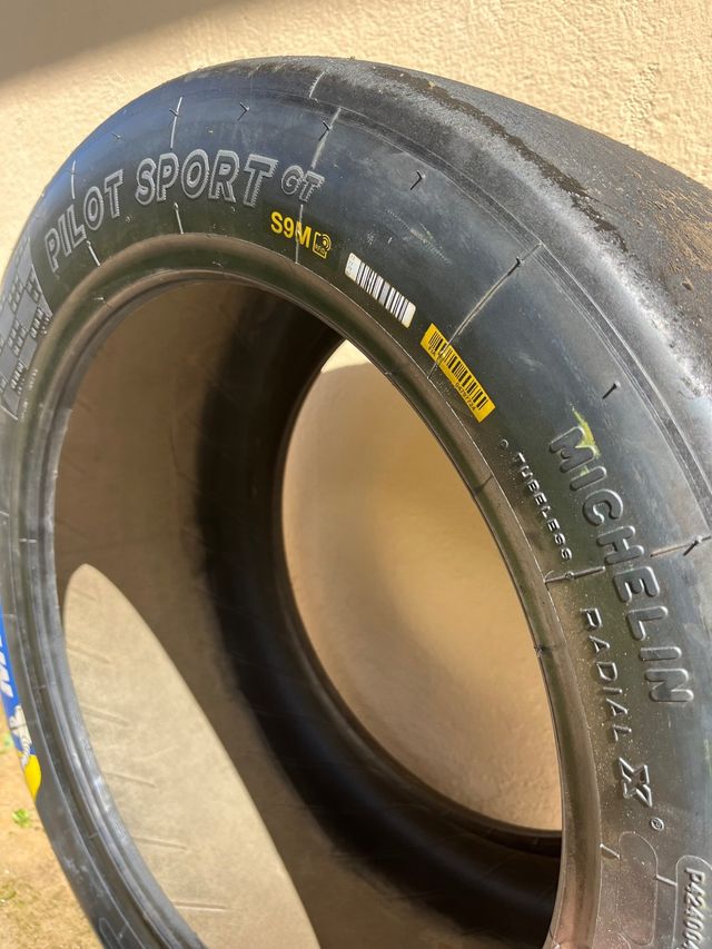 Neumatico Ferrari 296 GT3 2025 precio negociable