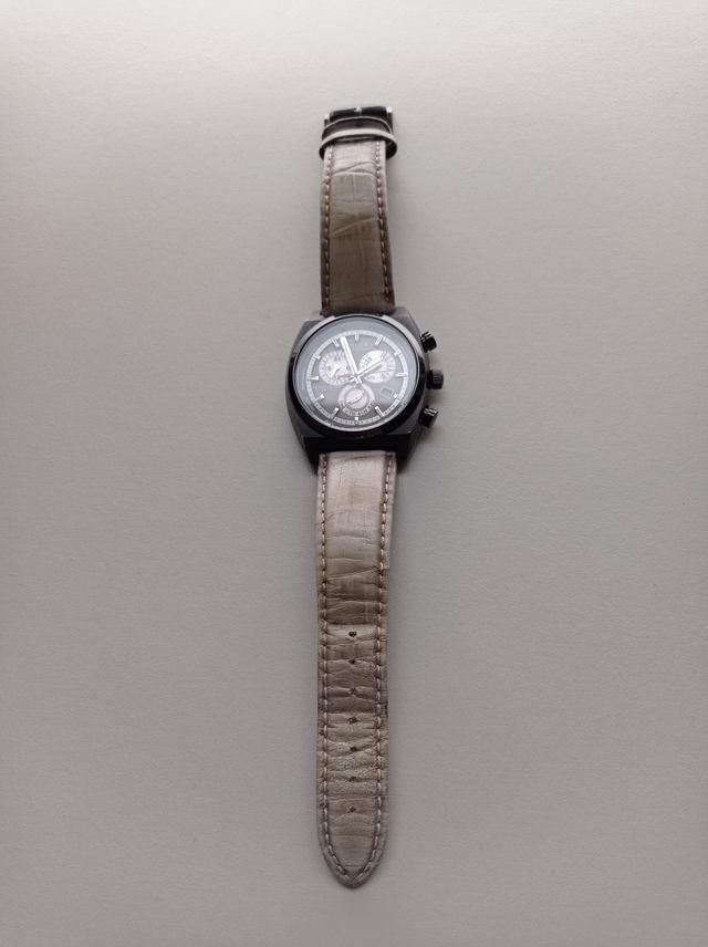 Reloj Citizen eco-drive 8700