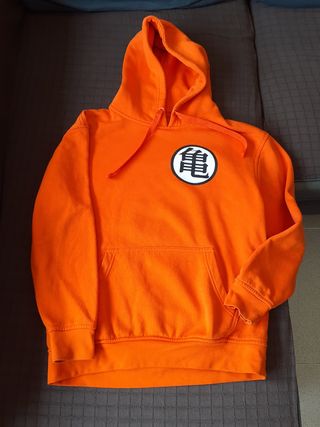 SUDADERA CON CAPUCHA Y BOLSILLO