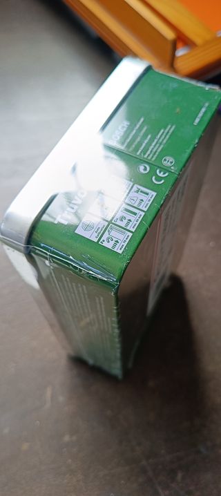 Bosch truvo I,.... SIN USAR detector metales