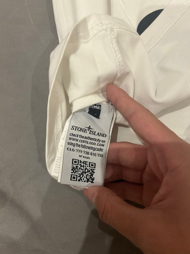 camiseta Stone Island blanca