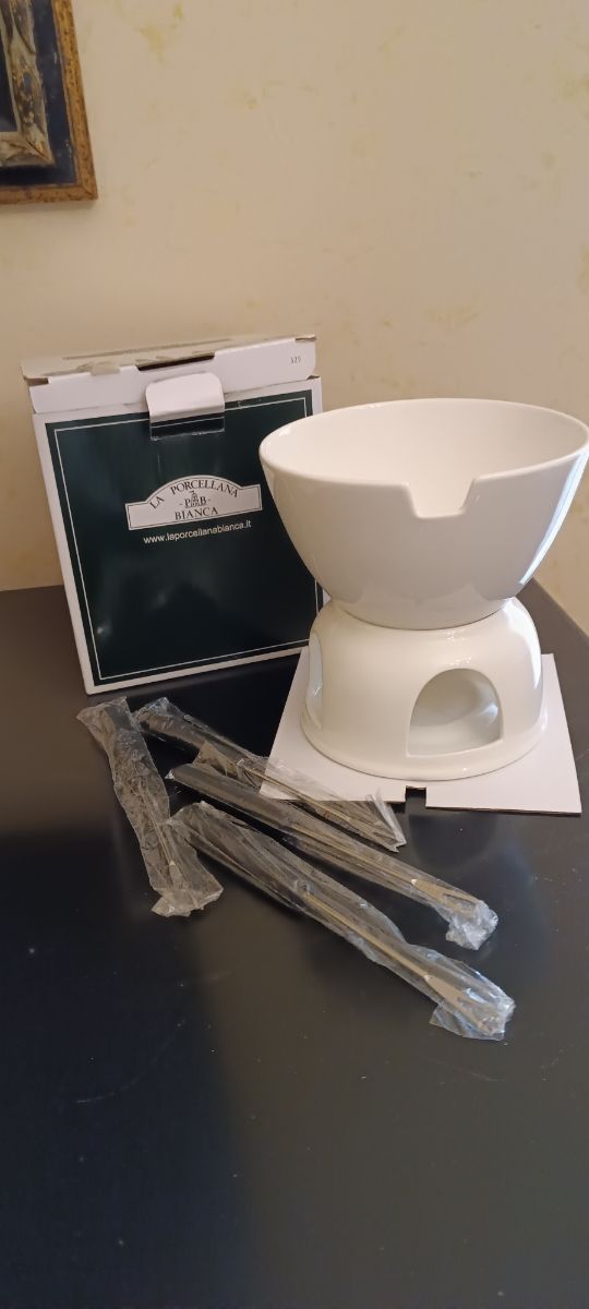 Set cioccolata " La Porcellana P B Bianca"