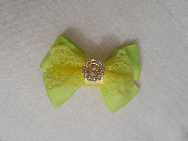 Fiocco giallo per capelli