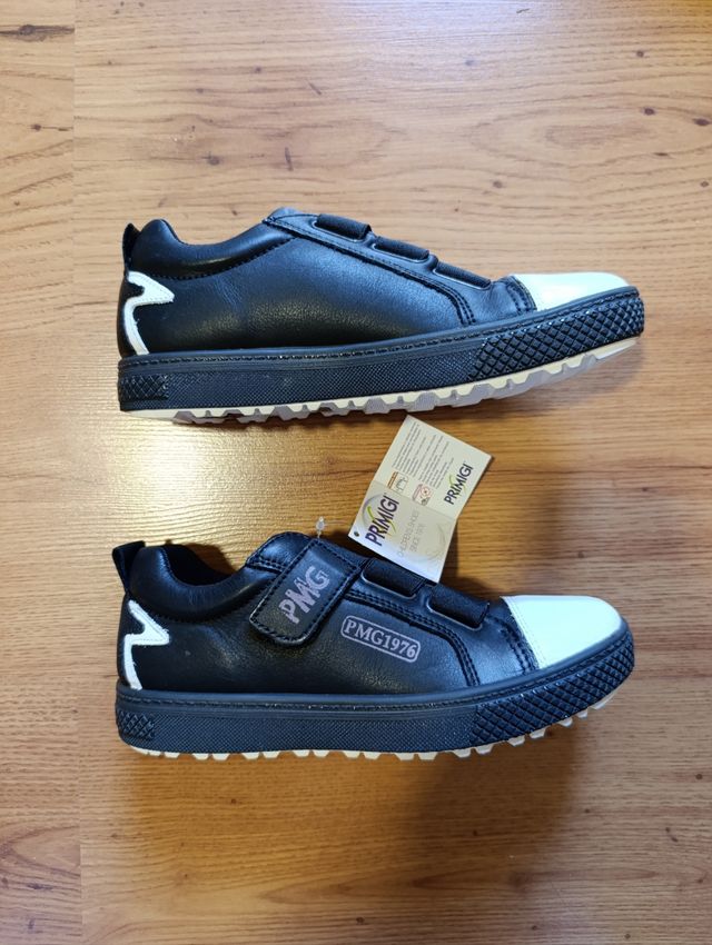 NUEVOS sneakers Primigi talla 35