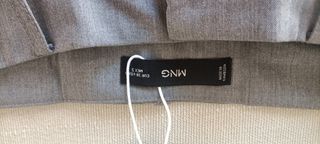 Pantalón Nuevo gris claro.
