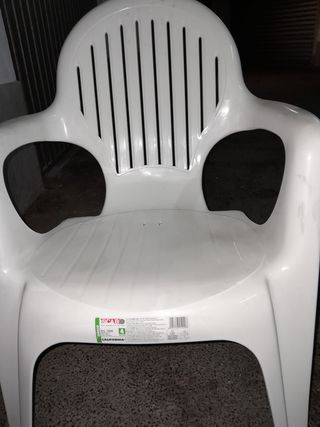 Sedie di plastica 