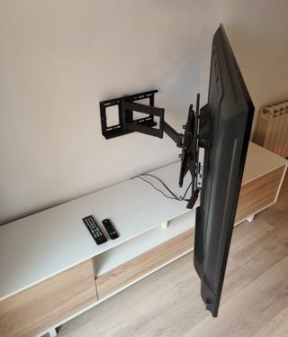 TV Nevir 55" 4K - FireTV 4K - Soporte pared