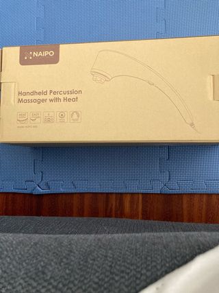 Naipo masajeador