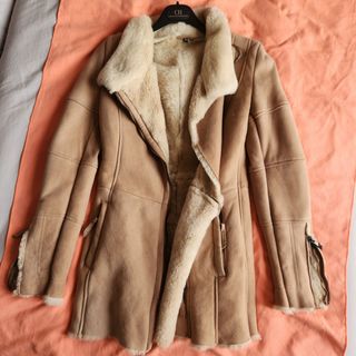 Abrigo de piel de cordero/ Lambskin coat