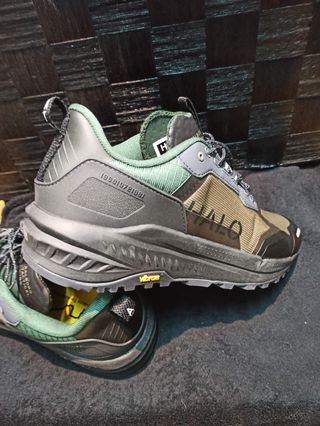 Halo zapatillas profesionales trekking