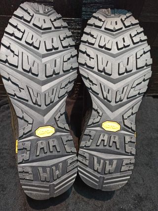 Halo zapatillas profesionales trekking