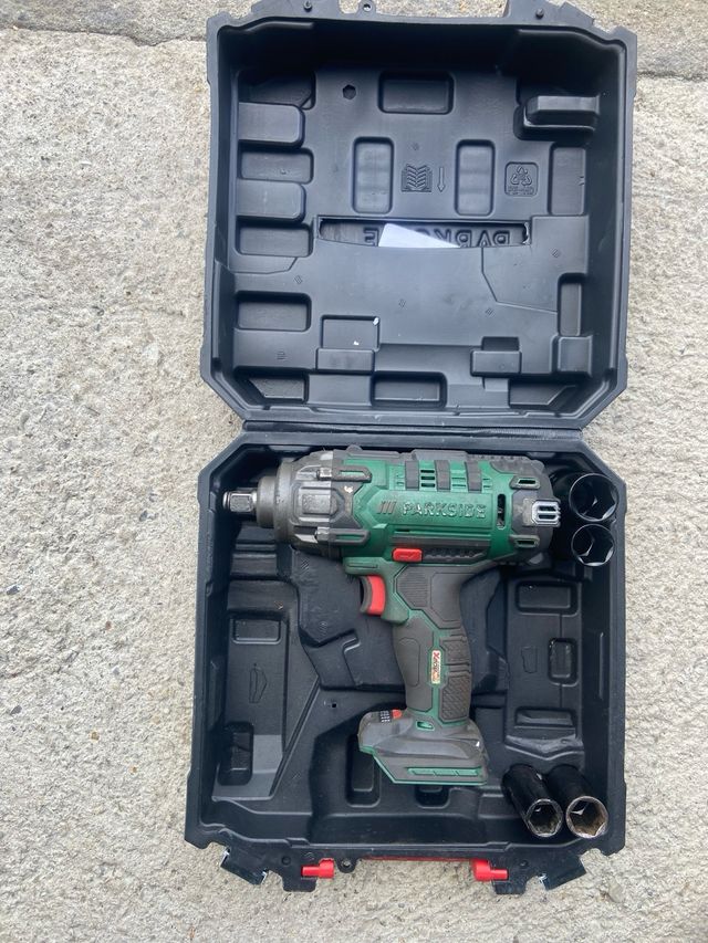 Pistola impacto parkside a bateria