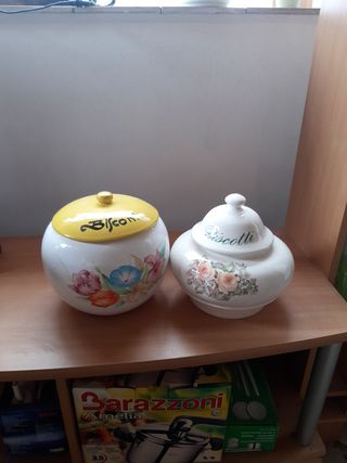 Contenitori in ceramica