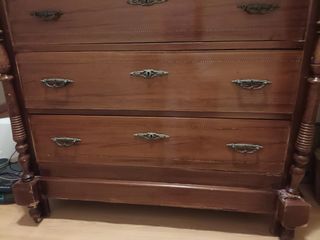 Cómoda madera vintage para restaurar