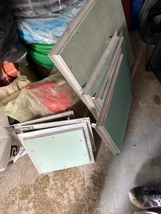 Botole di idpezione cartongesso.