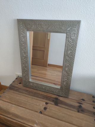 Espejo zara home 45 cm de ancho y 60 cm de alto