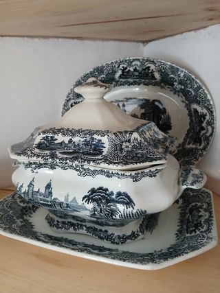 Vajilla Pickman de la Cartuja de Sevilla