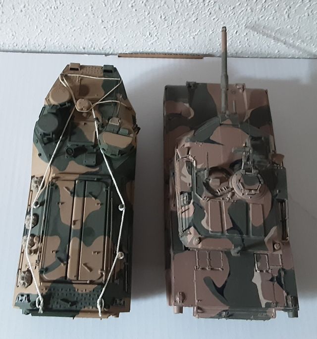 Lote 2 tanques TAMIYA 1/35 M1 Abrams y .