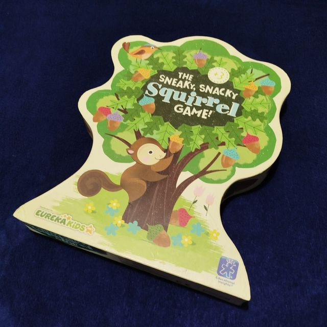 Juego infantil THE SNEAKY SQUIRREL