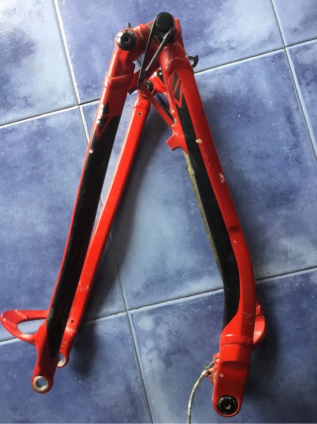 Basculante de suspension de una Merida EOne Sixty