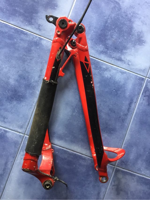 Basculante de suspension de una Merida EOne Sixty