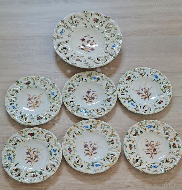 Piatti decorativi maiolica vintage