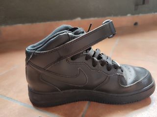 Nike Air Force 1 Mid