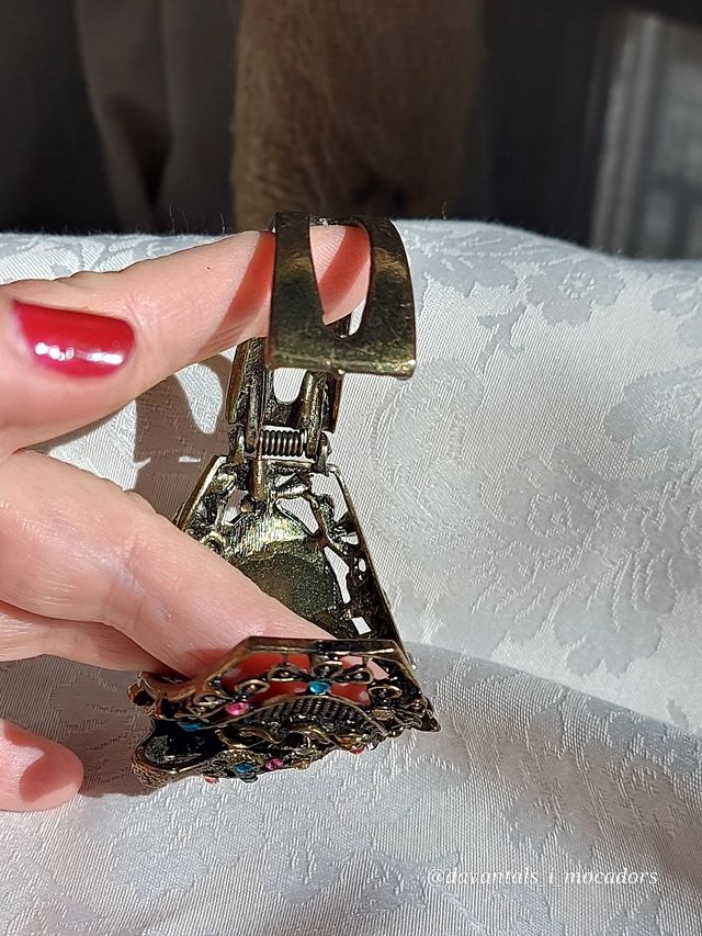 Brazalete cabeza tigre