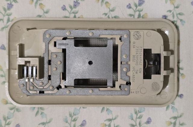 plafoniera luce interna fiat 500 dal 2007 al 2015