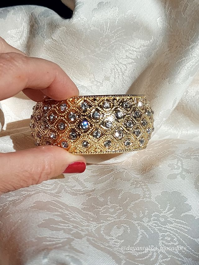 Brazalete oro y cristal