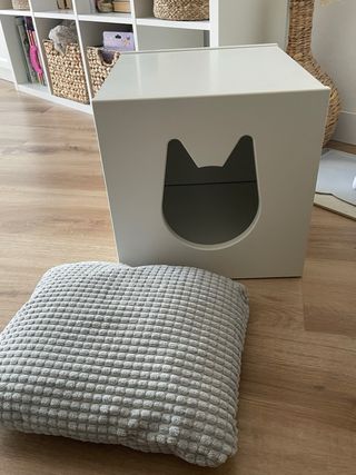 Cueva de gato para estanteria kallax (con cojin)