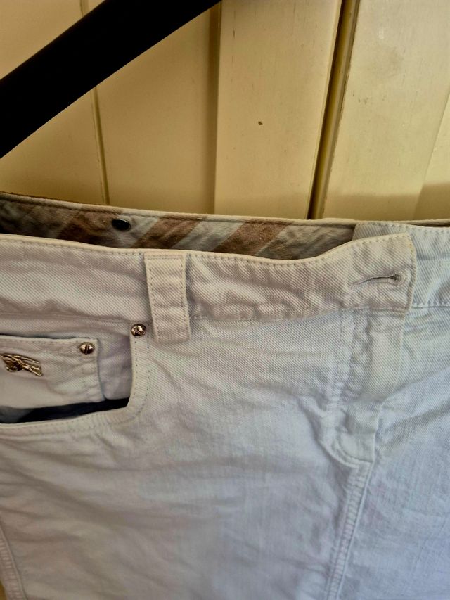 CAMISA Y FALDA BURBERRY