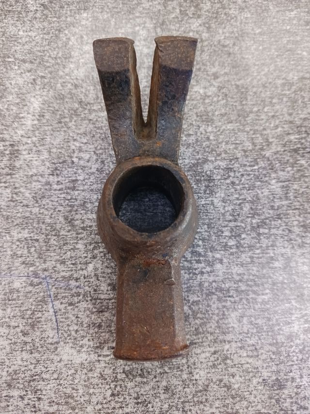 CABEZA MATILLO CLAVOS