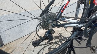 Bicicleta de carretera COLUER RADAR