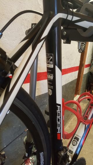 Bicicleta de carretera COLUER RADAR