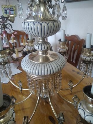 Preciosa lámpara antigua de cristal y cerámica