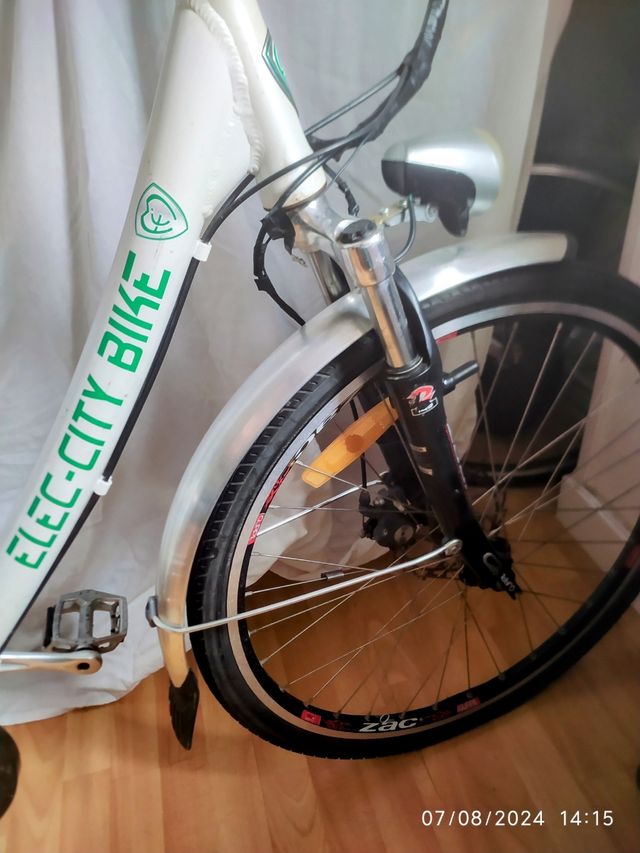 Bicicleta electrica,
Bateria portatil.