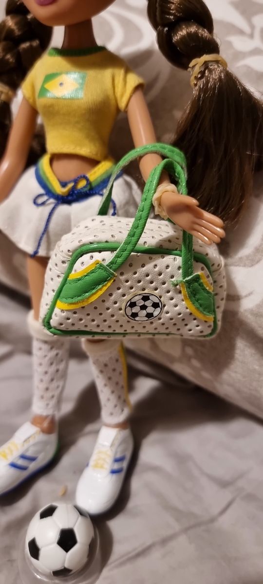 Muñeca Bratz Football 1st Edition
