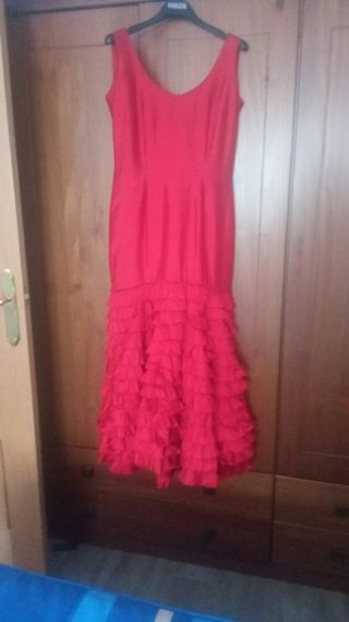 Vestido de fiesta color rojo