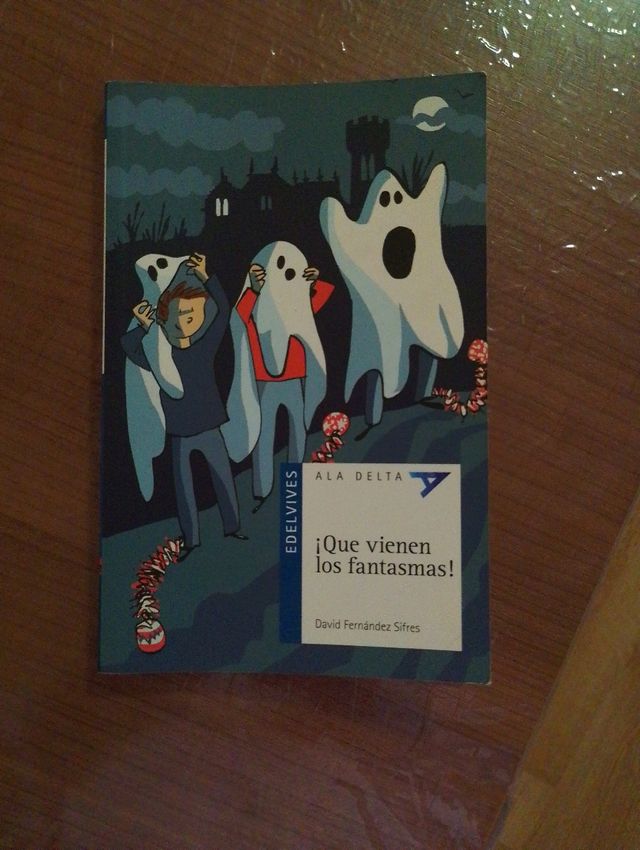 ¡Que vienen los fantasmas! (Spanish Edition)