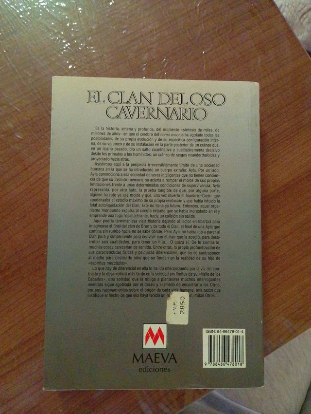 El Clan Del Oso Cavernario / The Clan Of The Cave Bear (Hijos De La Tierra / Earth's Children) (Spanish Edition)