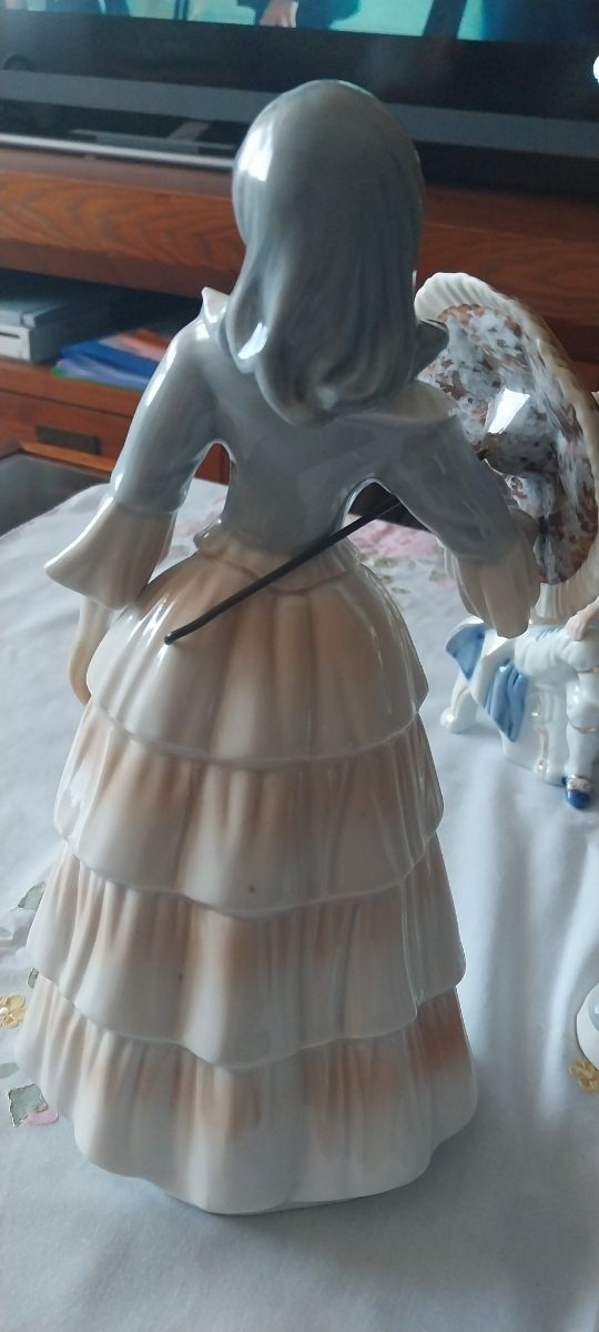 Figuras de porcelana.