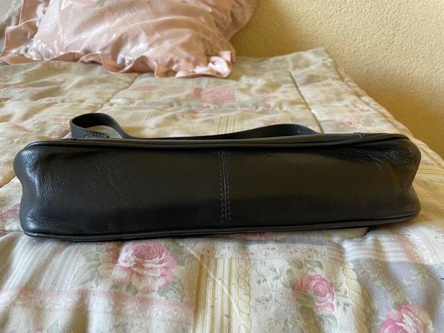 Bolso negro Balenciaga perfecto estado