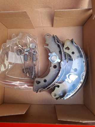 CITROEN AX,SAXO,PEUGEOT 106 kit frenos t