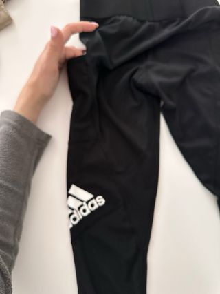 Leggins Adidas Negros.